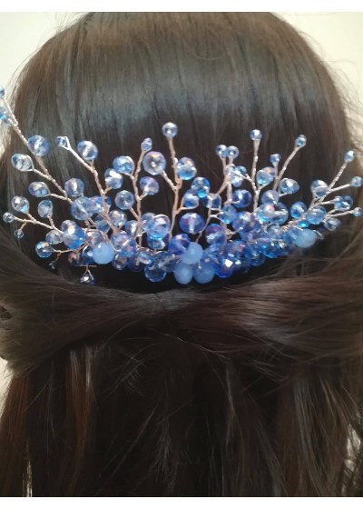 Булчински гребен - украса за коса в светло синьо Blue Iris by Rosie